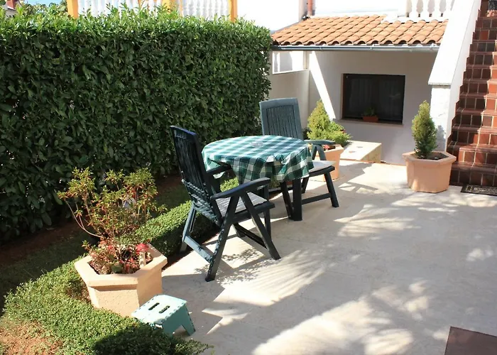 With A Parking Space Stinjan, - 7201 Apartman Pula